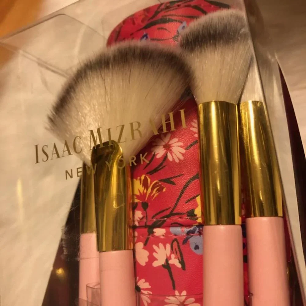 Isaac Mizrahi Brush Set with Holder